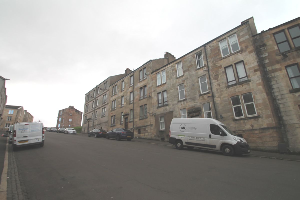 1 Bedroom   Flat