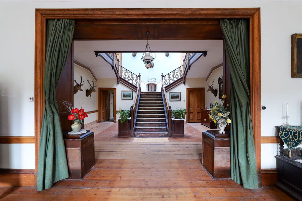 15 Bedroom   House