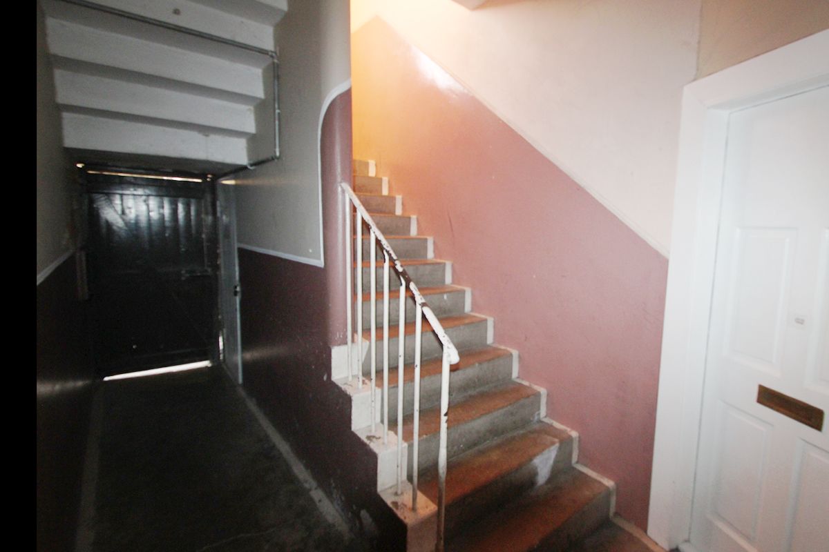 1 Bedroom   Flat