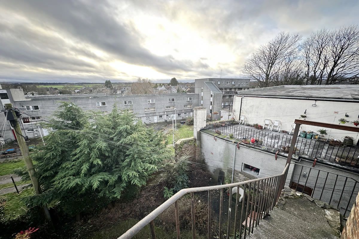 1 Bedroom   Flat