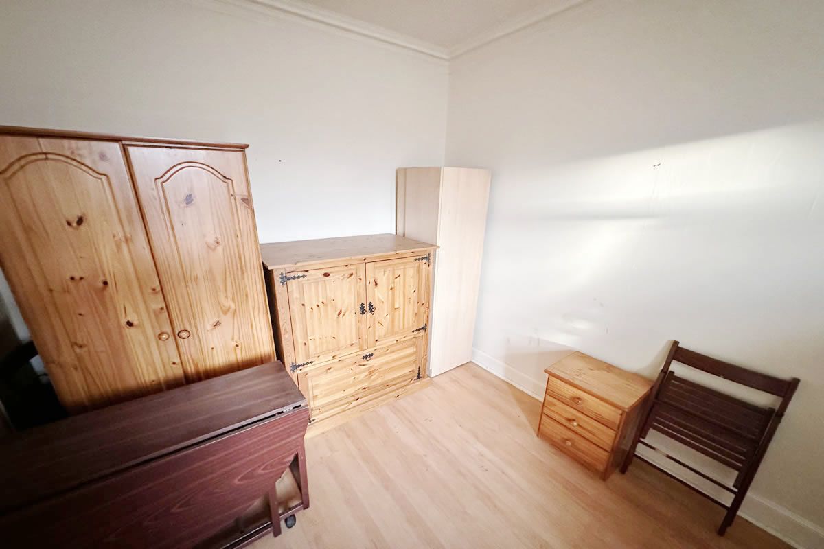 1 Bedroom   Flat