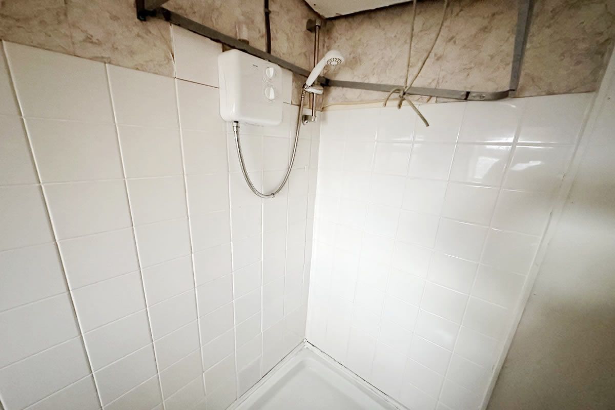 1 Bedroom   Flat