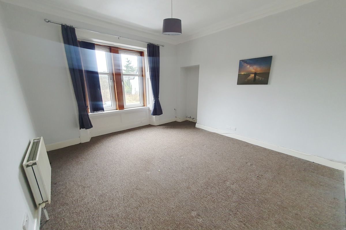2 Bedroom   Flat