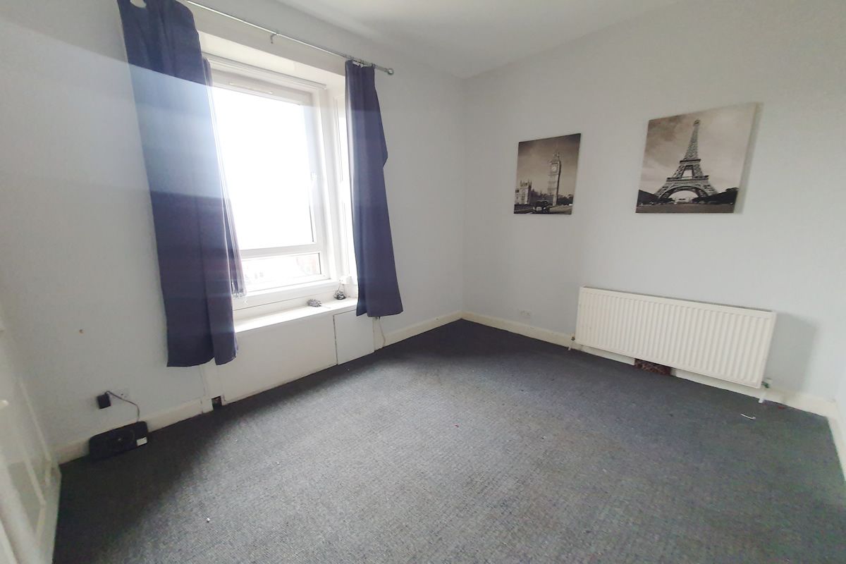 2 Bedroom   Flat
