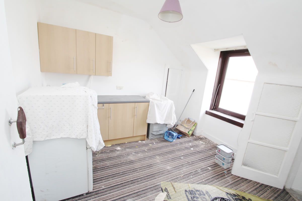 1 Bedroom   Flat