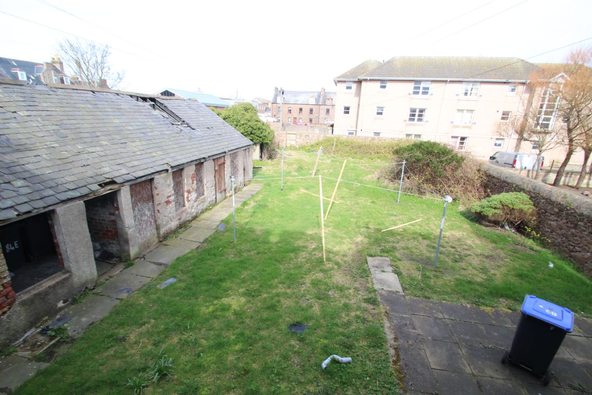 1 Bedroom   Flat