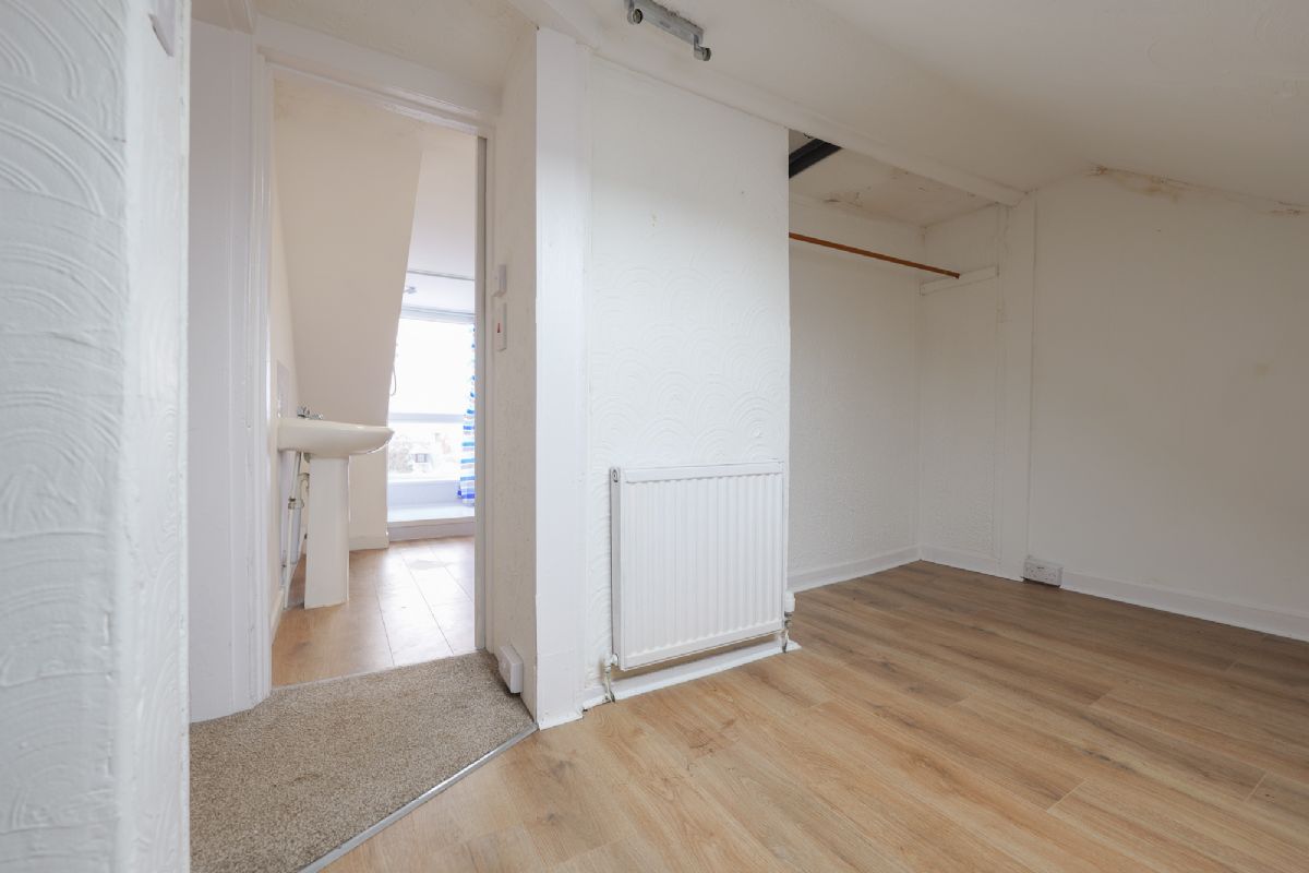 2 Bedroom   Flat