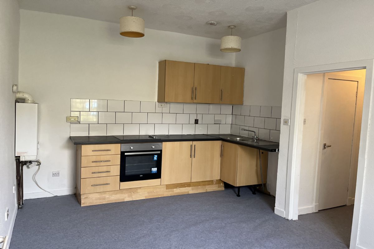 1 Bedroom   Flat