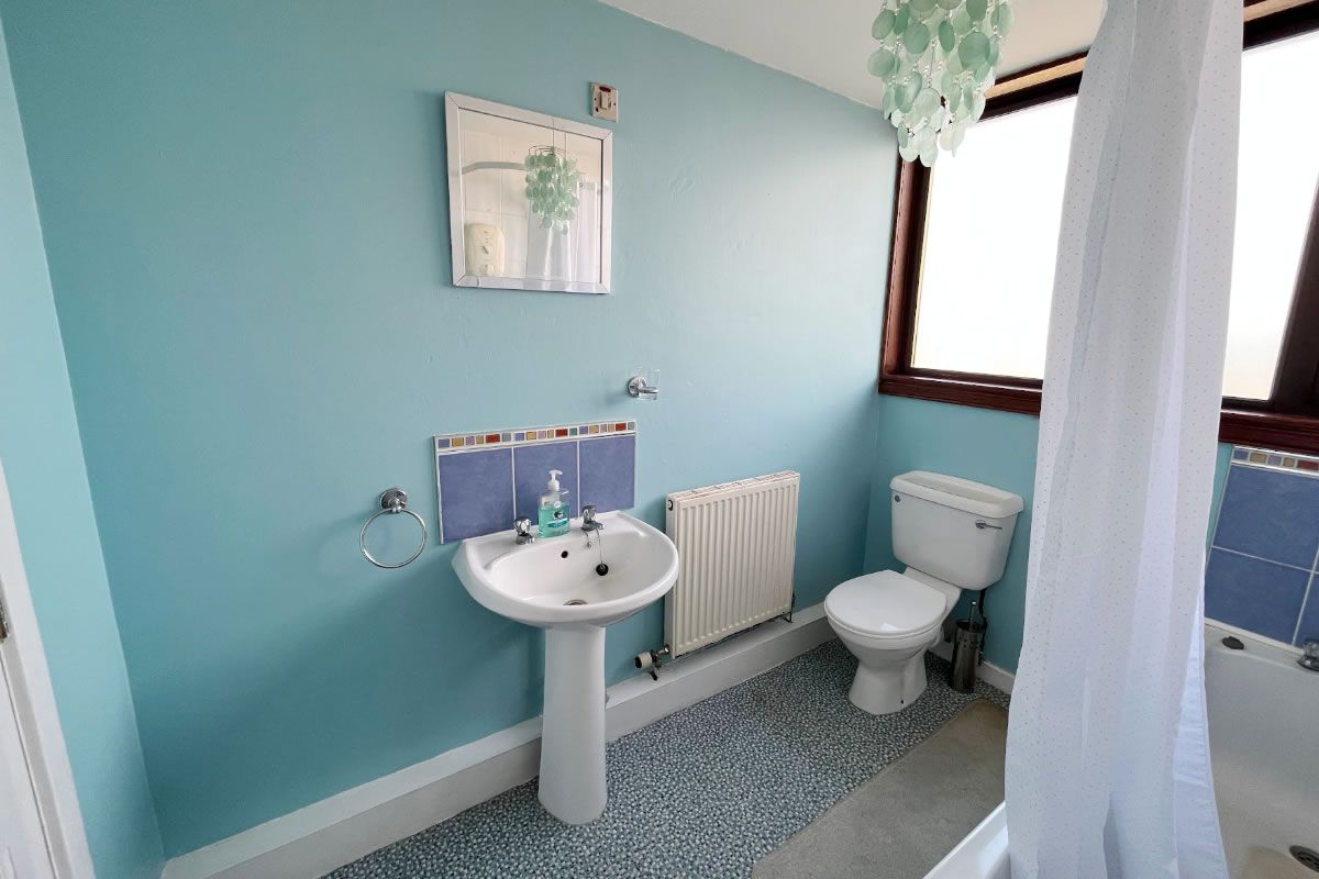 2 Bedroom   Flat