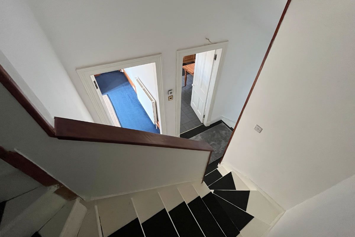 2 Bedroom   Flat