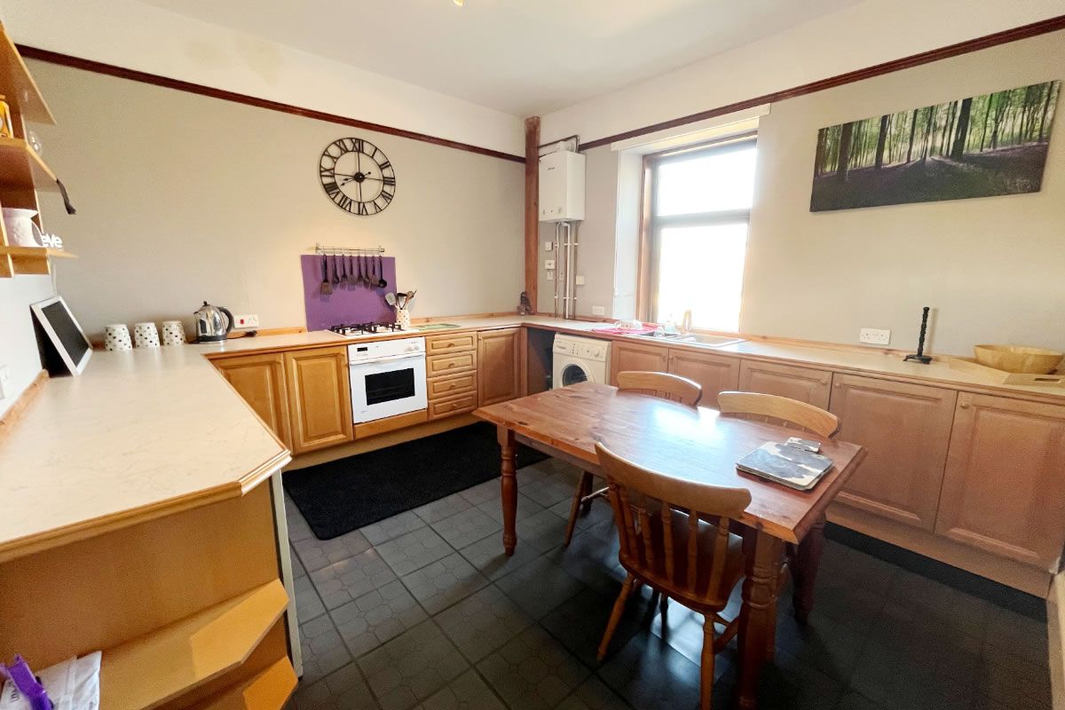 2 Bedroom   Flat