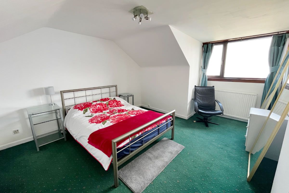 2 Bedroom   Flat