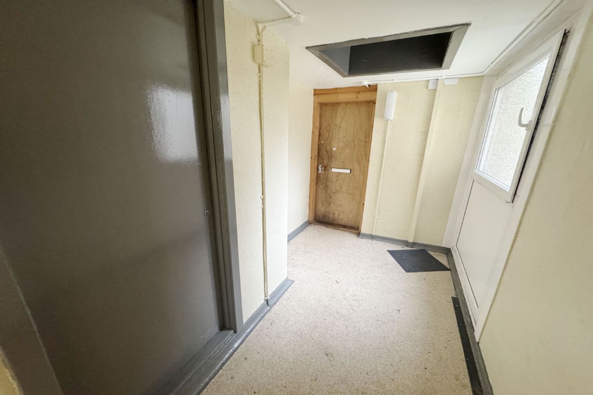 3 Bedroom   Flat