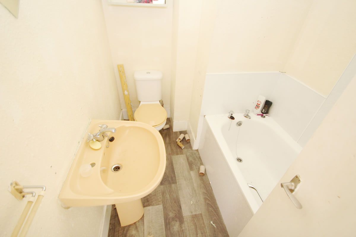 1 Bedroom   Flat