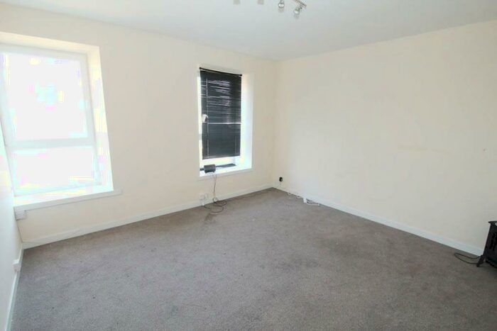 1 Bedroom   Flat