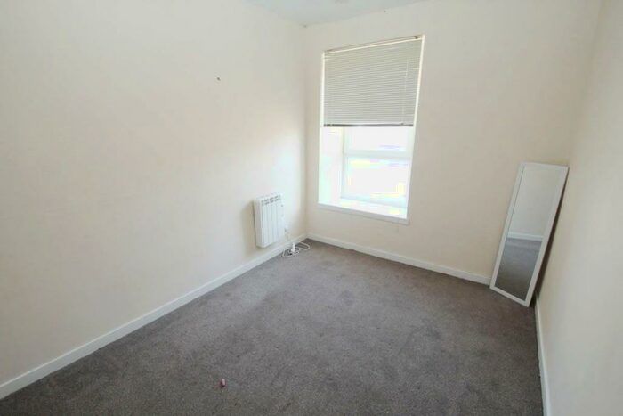 1 Bedroom   Flat