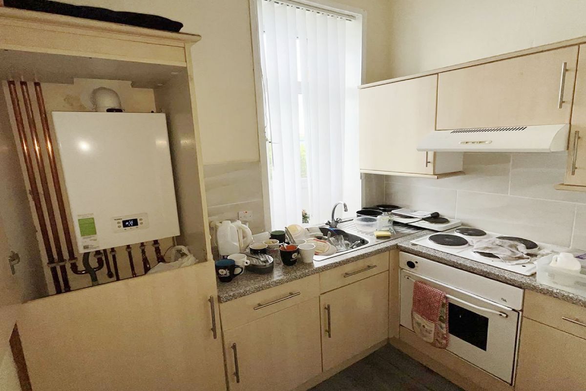 2 Bedroom   Flat