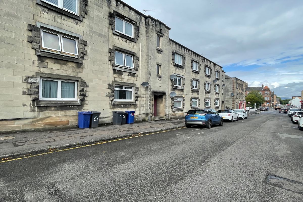 2 Bedroom   Flat