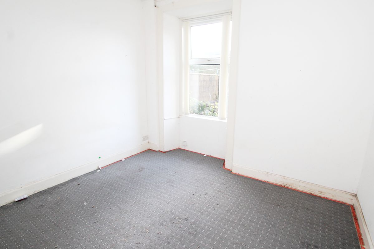 1 Bedroom   Flat