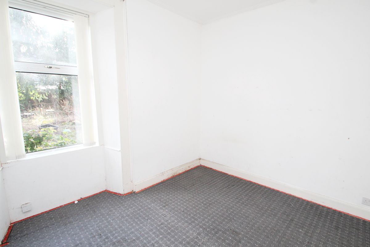 1 Bedroom   Flat