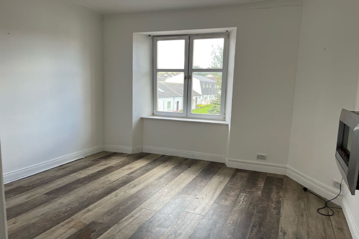 2 Bedroom   Flat