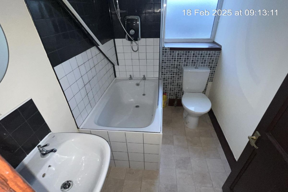 1 Bedroom   Flat