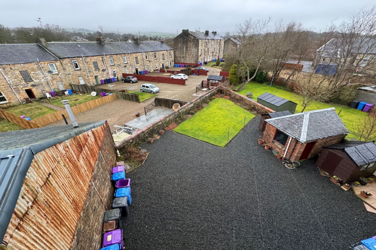 1 Bedroom   Flat