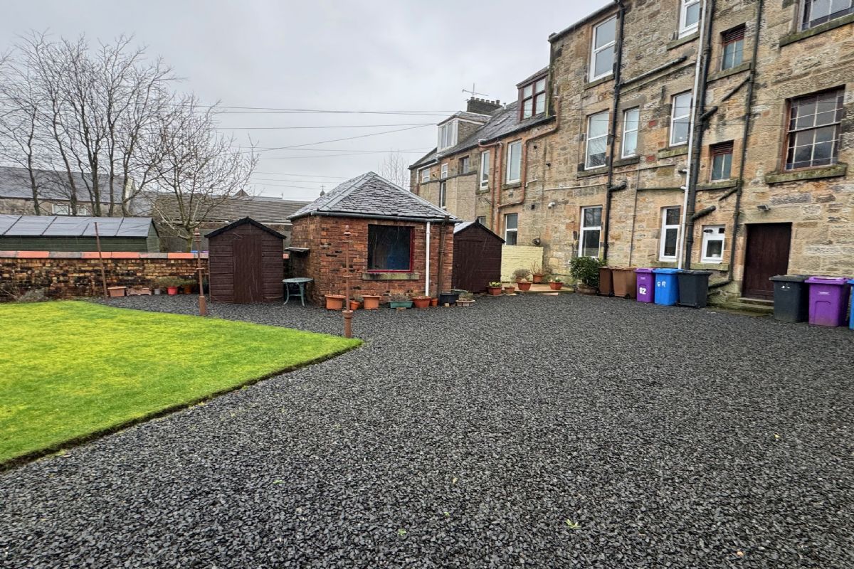 1 Bedroom   Flat