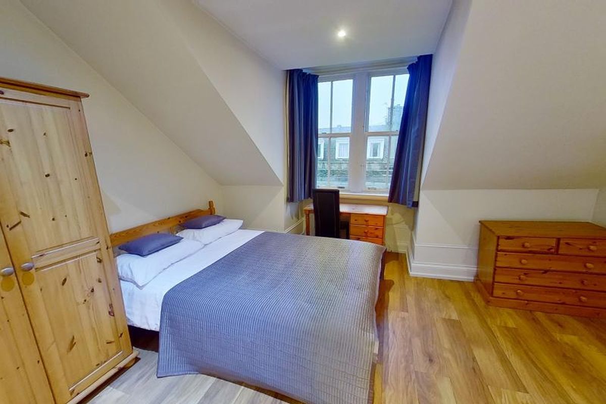 3 Bedroom   Flat