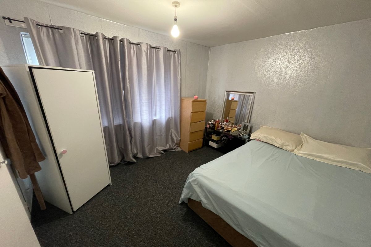 2 Bedroom   Flat