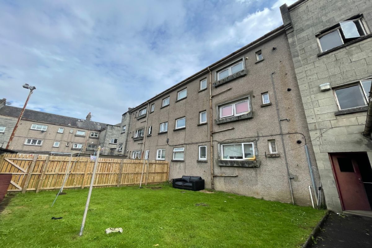 2 Bedroom   Flat
