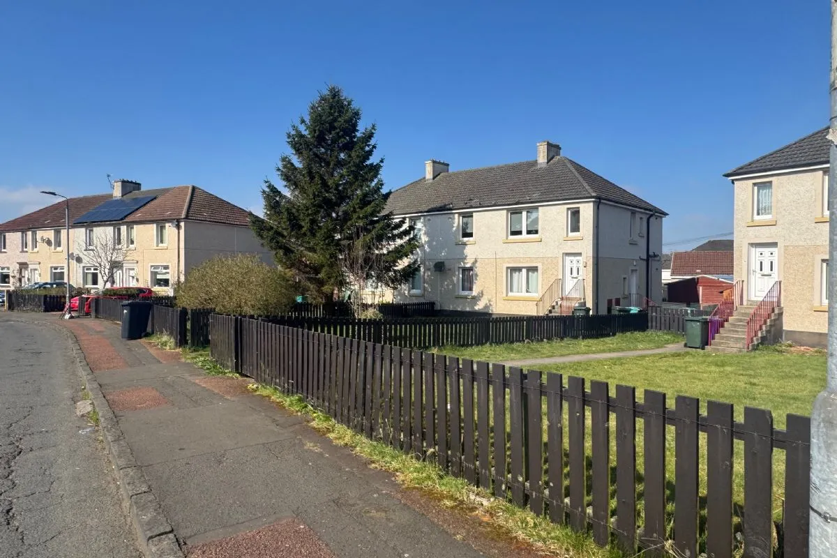 2 Bedroom   Flat