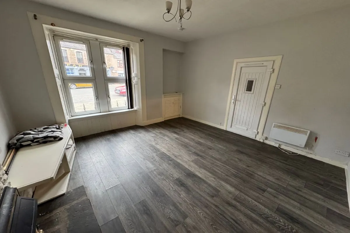 1 Bedroom   Flat