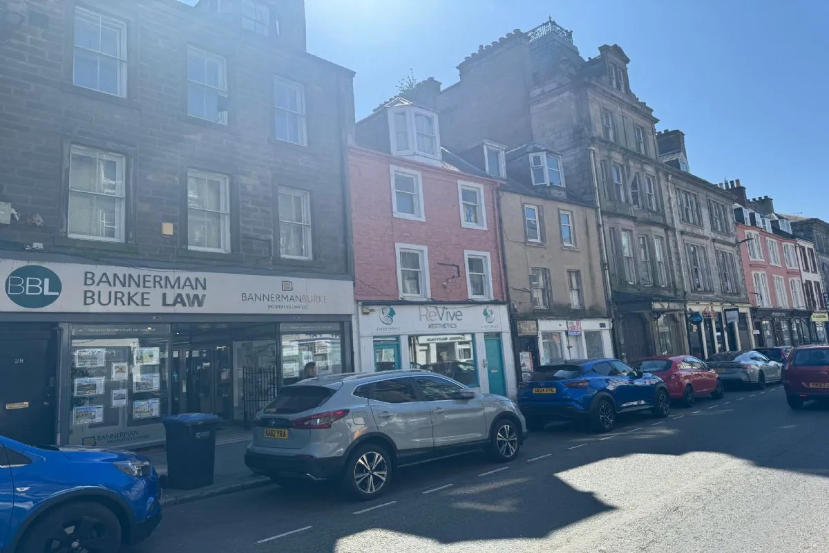 1 Bedroom   Flat
