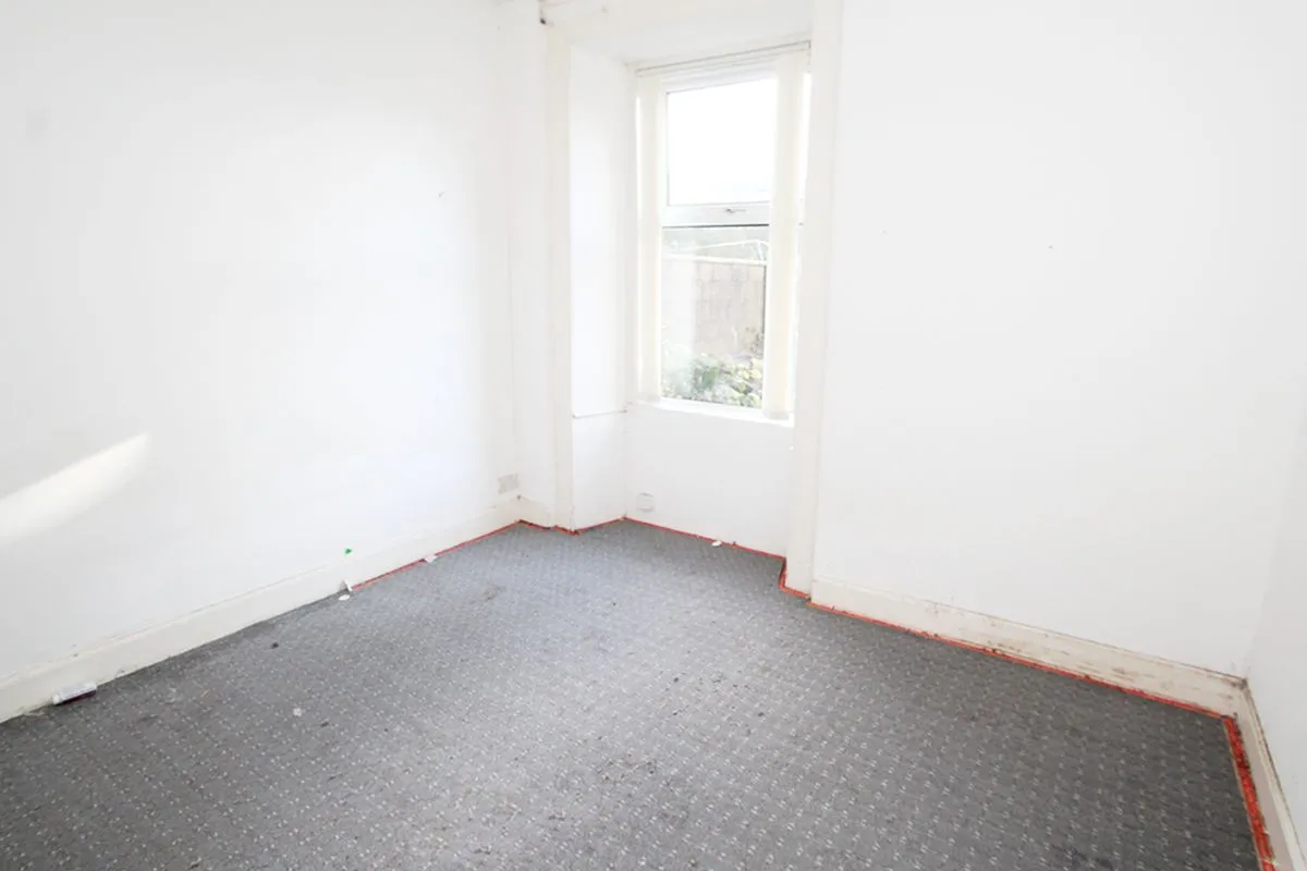 1 Bedroom   Flat