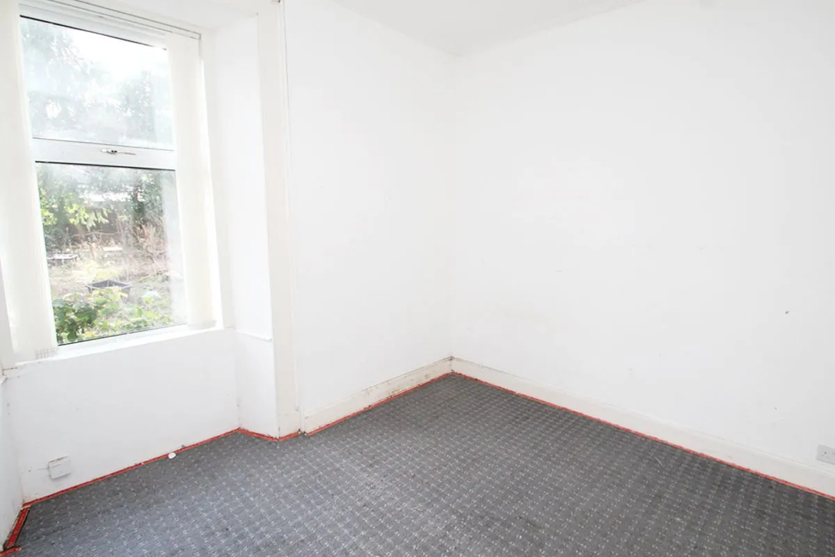 1 Bedroom   Flat