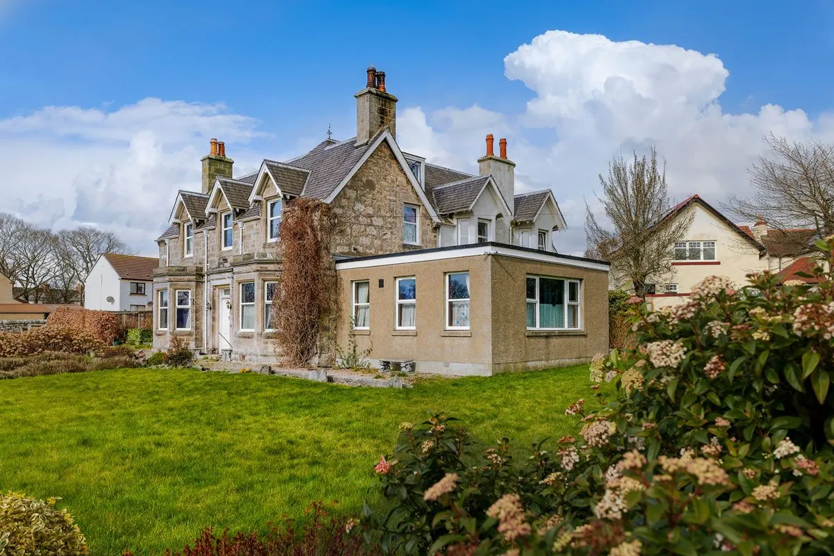 7 Bedroom   House
