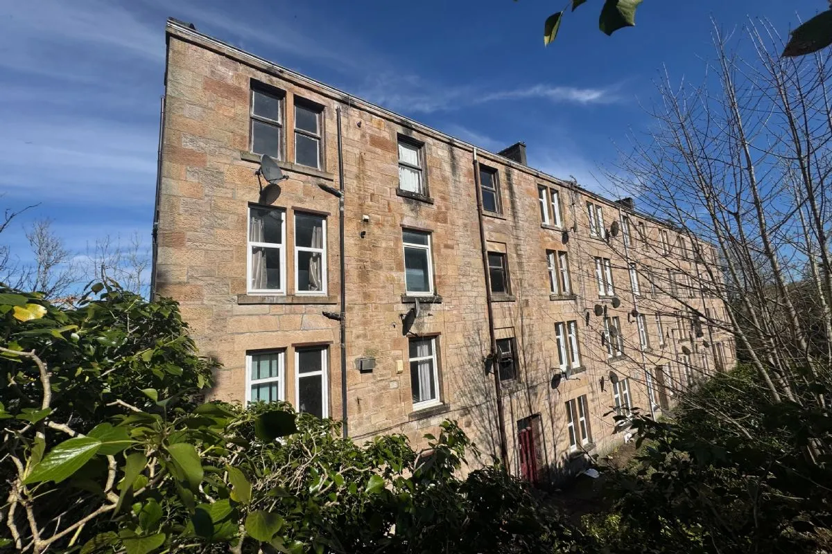 2 Bedroom   Flat