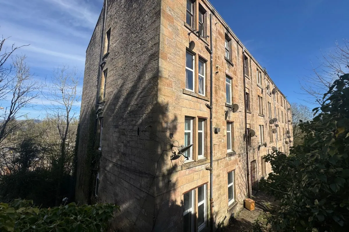 2 Bedroom   Flat