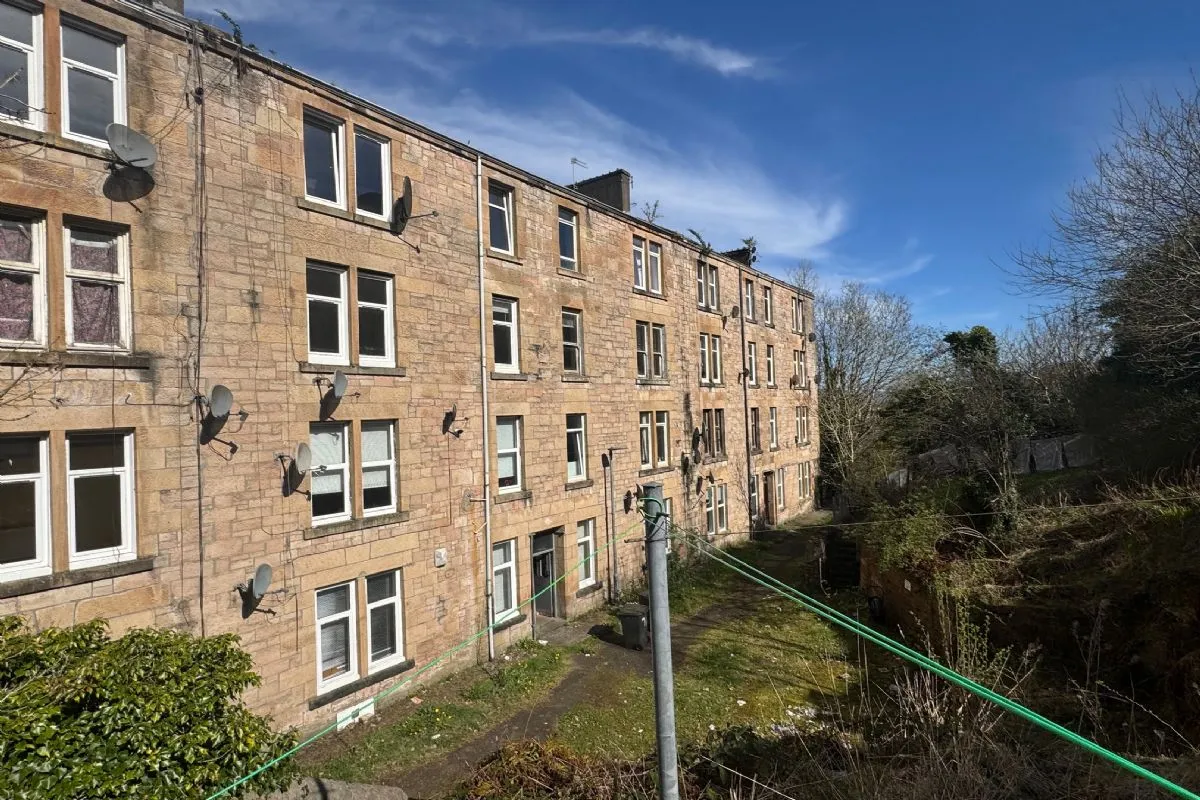 2 Bedroom   Flat