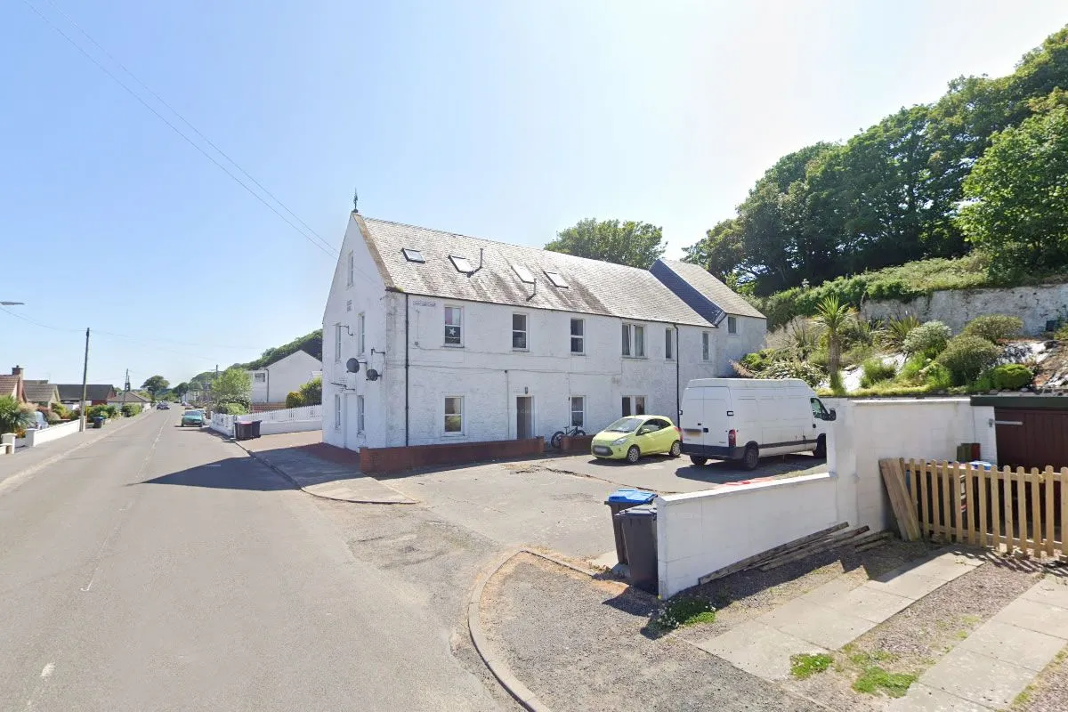 2 Bedroom   Flat