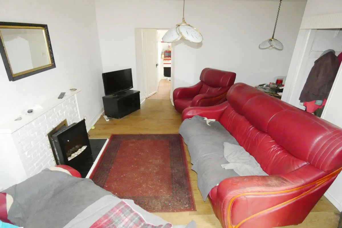 2 Bedroom   House