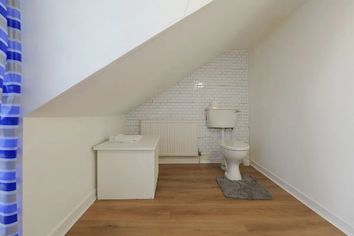 2 Bedroom   Flat