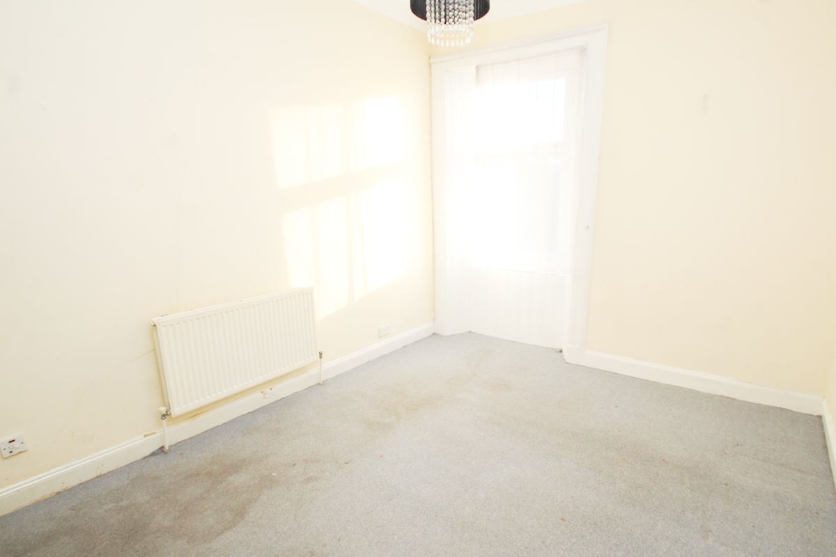 2 Bedroom   Flat