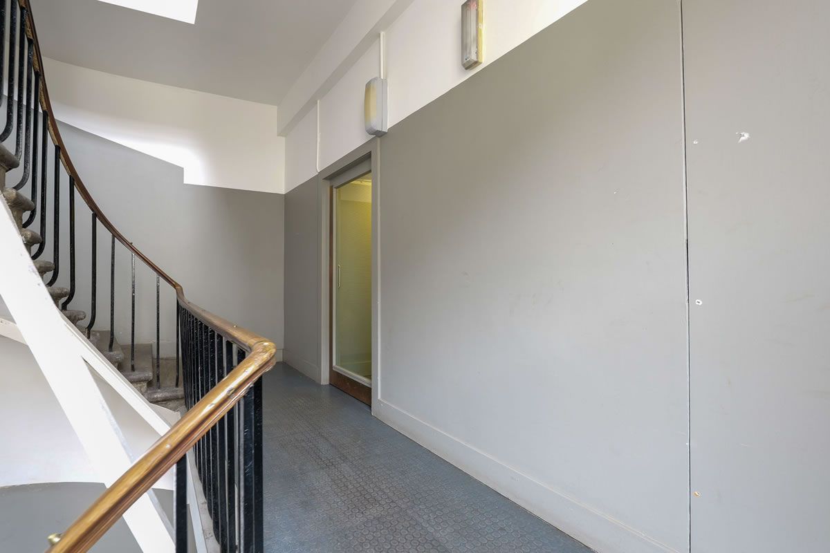 2 Bedroom   Flat
