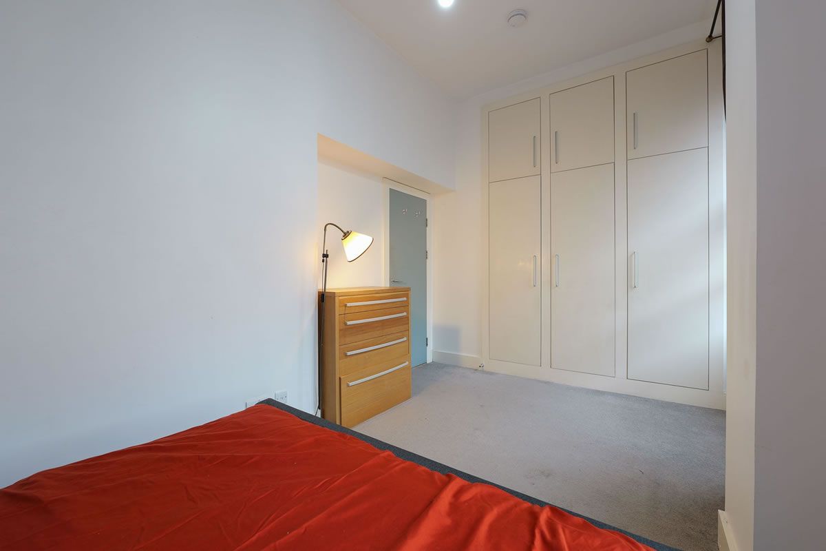 2 Bedroom   Flat