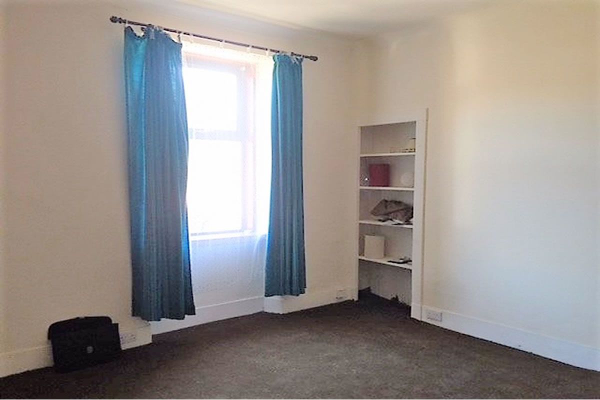 2 Bedroom   House