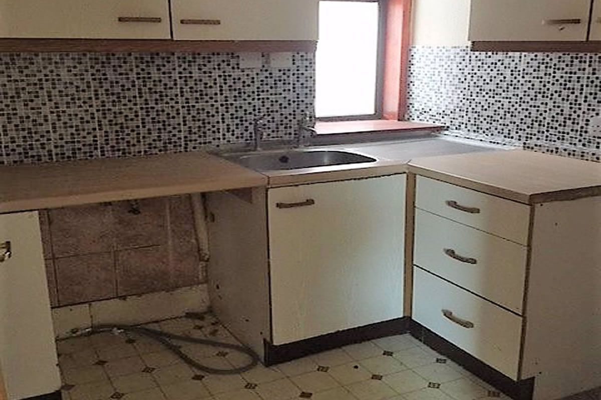 2 Bedroom   House