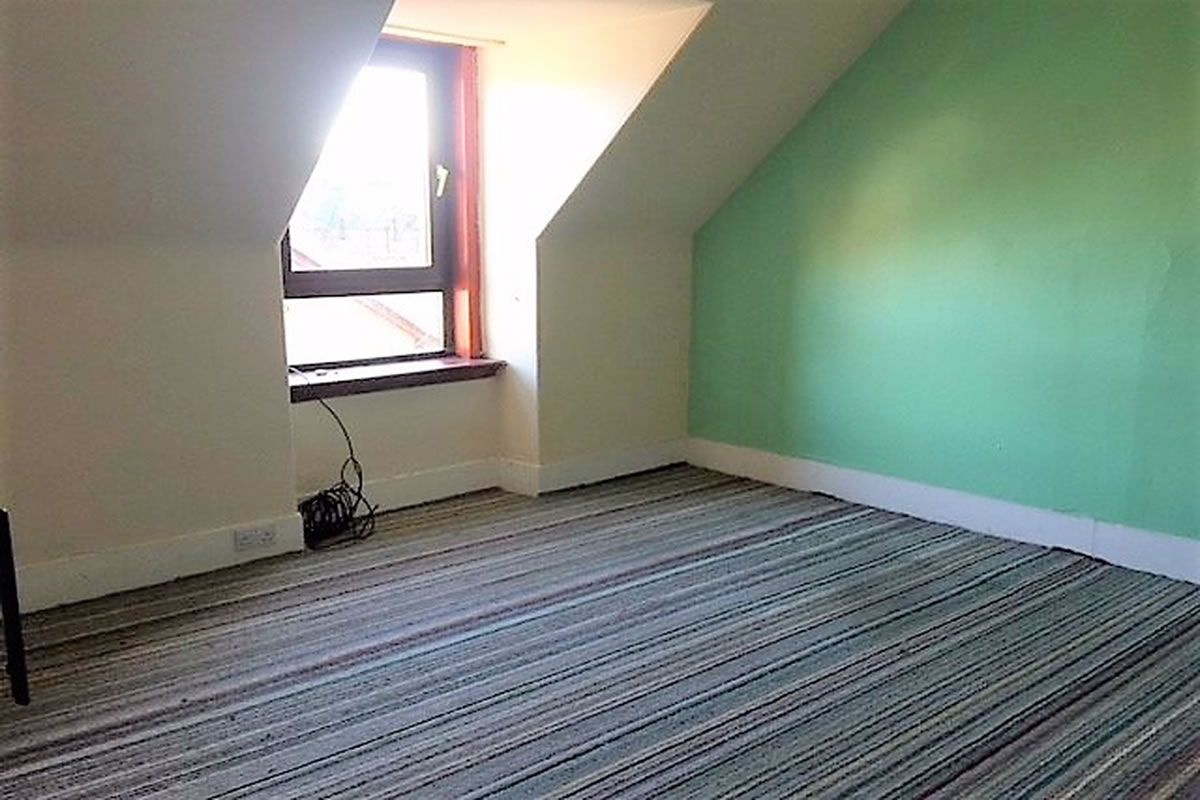 2 Bedroom   House