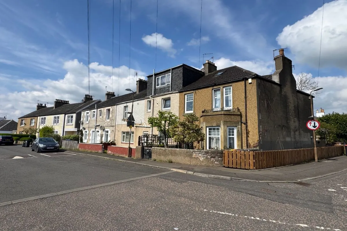 2 Bedroom   Flat